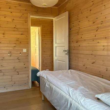 Lys Med Naturtomt Ved Oslofjorden Feriehus *