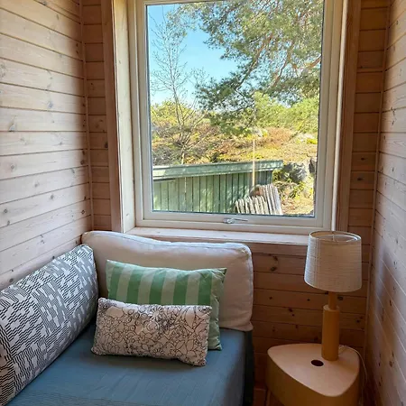 Lys Med Naturtomt Ved Oslofjorden Feriehus *